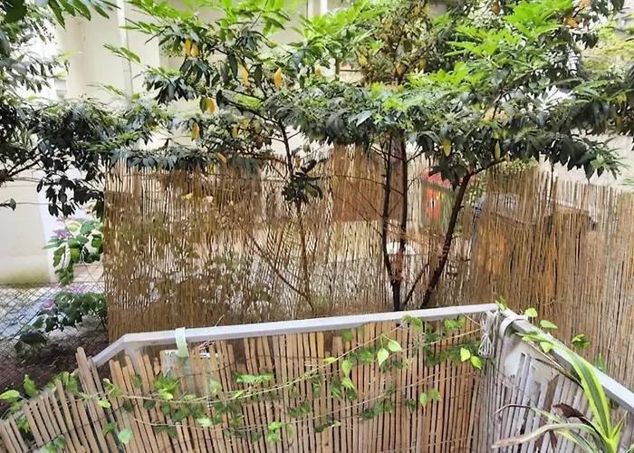 Apartmán Cozy 1br With Living & Garden Included