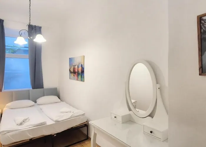 Cozy 1br With Living & Garden Included * Vídeň