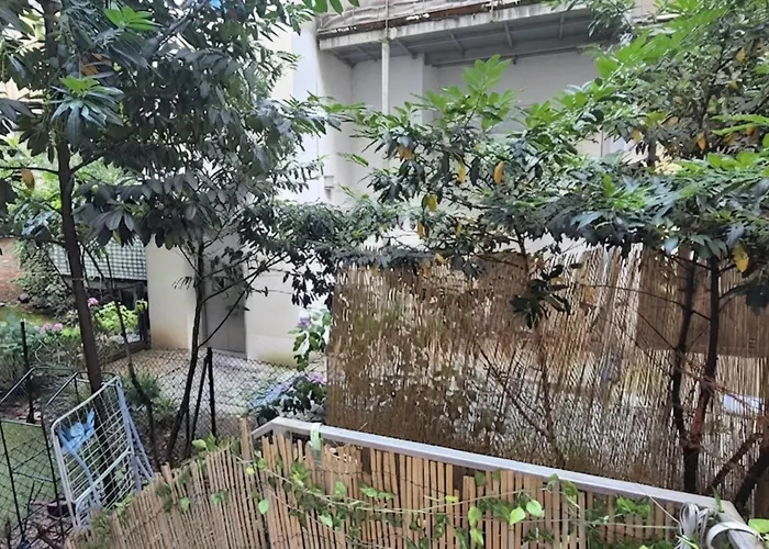 Apartmán Cozy 1br With Living & Garden Included *