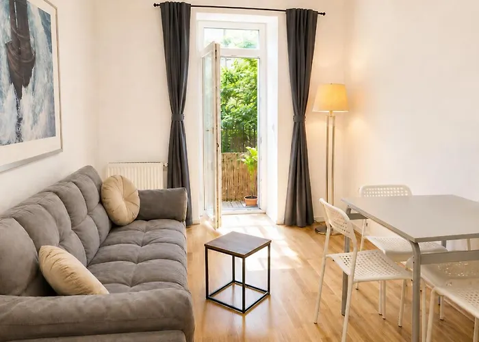 Appartement Cozy 1br With Living & Garden Included Wenen