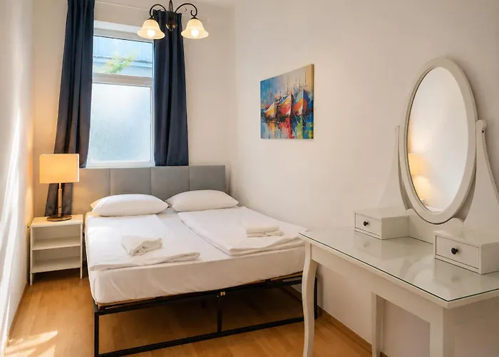 Cozy 1br With Living & Garden Included Appartement Wenen